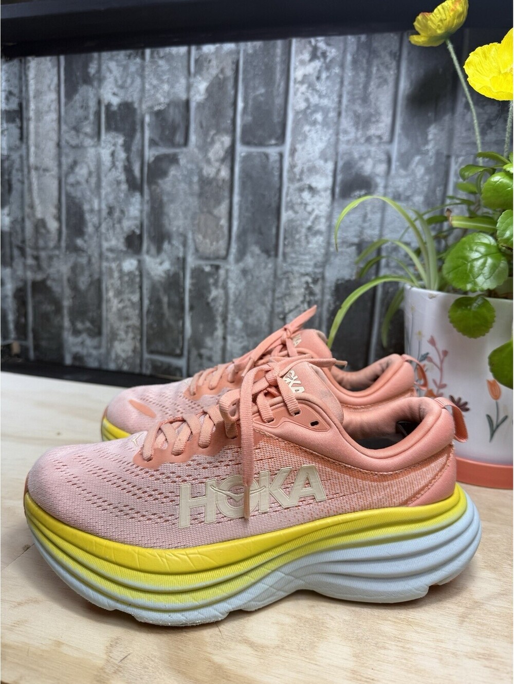 HOKA ONE ONE Bondi 8 Pink/Yellow/Light Blue Low Top Lace-Up Mesh Sneaker